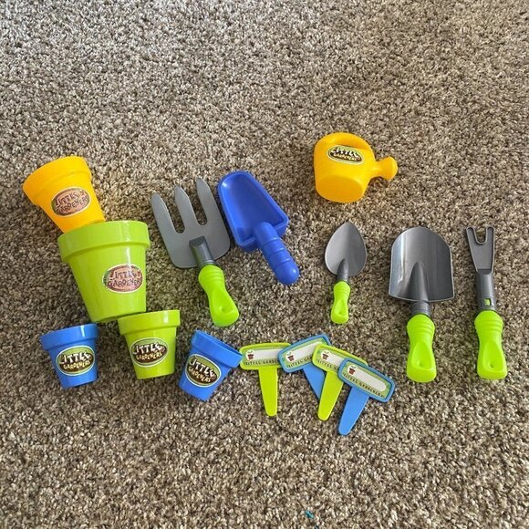 Other - KID'S GARDENING TOOLS TOY PLAY SET STEM
